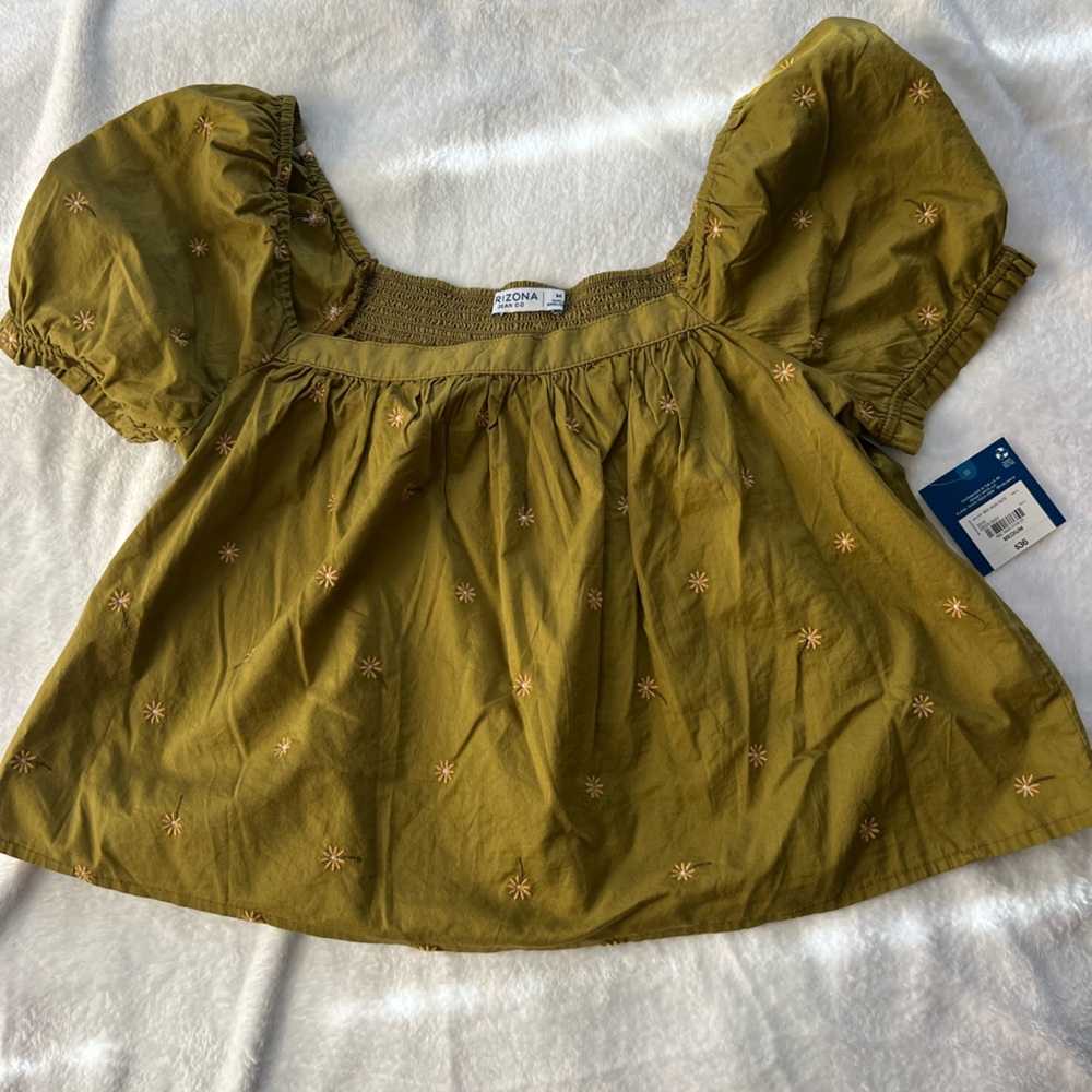 arizona puff sleeve top